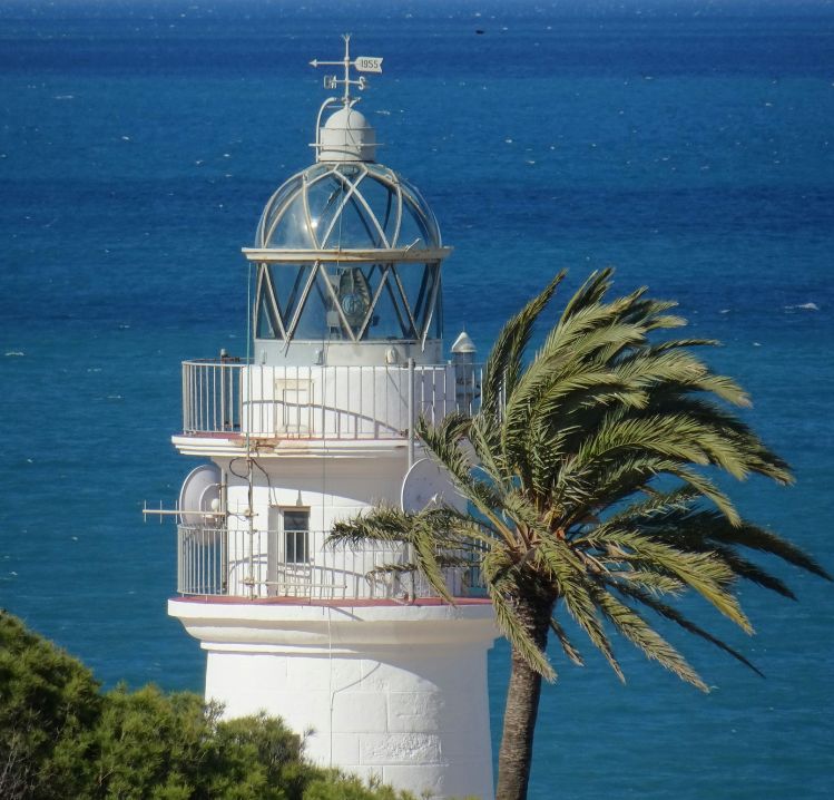 faro de Cullera faro de Cullera visto desde un apartamento vacacional